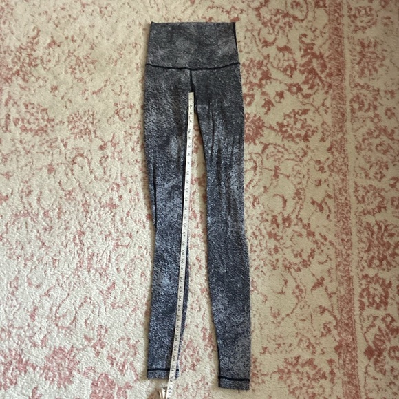 🍋 Lululemon Wunder Under leggings women’s size 2 full length 🍋 - Picture 4 of 6
